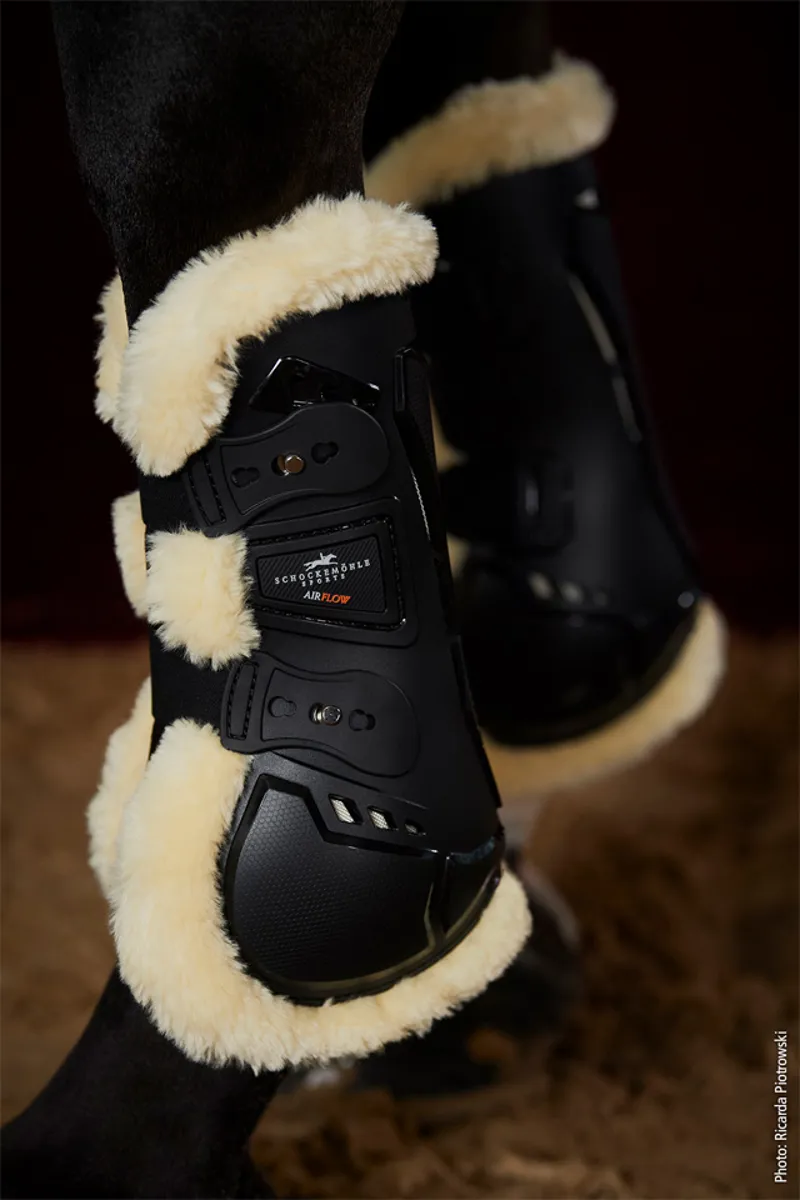 Schockemohle Air Flow Champion Faux Fur Tendon Boots Black